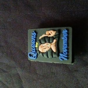 November Queen croc accessory